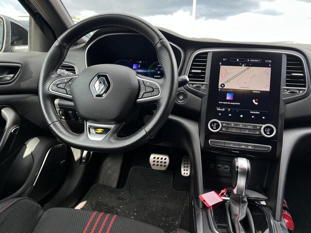 Renault MEGANE E-tech plug in hybrid 1.6 160PK R.S. Line / Dealer onderhouden / Bose / Adaptive Cruise /