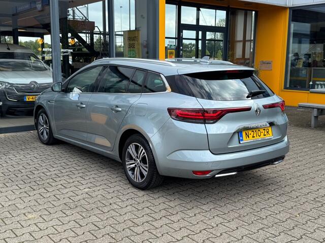 Renault MEGANE Estate 1.6 Plug-In Hybrid Intens