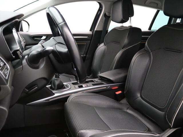 Renault MEGANE Estate TCe 115pk BOSE Camera | Cruise | Navi | Parkeersens. v+a | Trekhaak