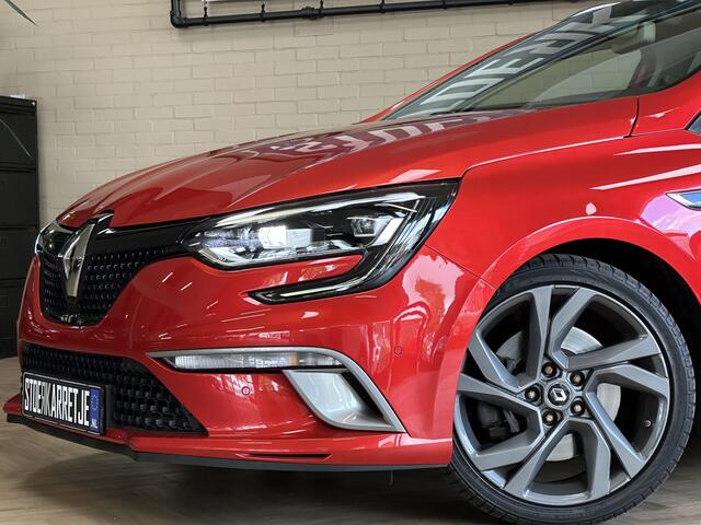 Renault MEGANE Estate 1.6 TCe 205pk GT | Groot Navi | 18 inch | Bose | Pano | Dodehoek | Led | Volledig dealer onderhouden!