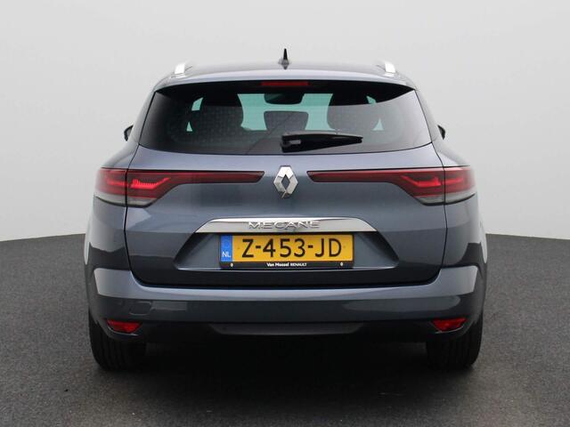 Renault MEGANE Estate TCe 140 Techno | Climate Control | Apple Carplay & Android Auto | Navigatie | 17' Inch Lichtmetalen Velgen | Parkersensoren + Achteruitrijcamera |