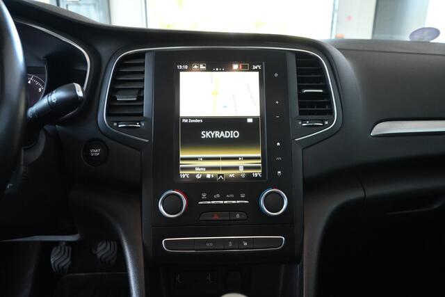 Renault MEGANE 1.3 TCe Bose Panoramadak Climate Cruise control Camera PDC Dodehoek 100% Onderhouden Inruil Mogelijk!