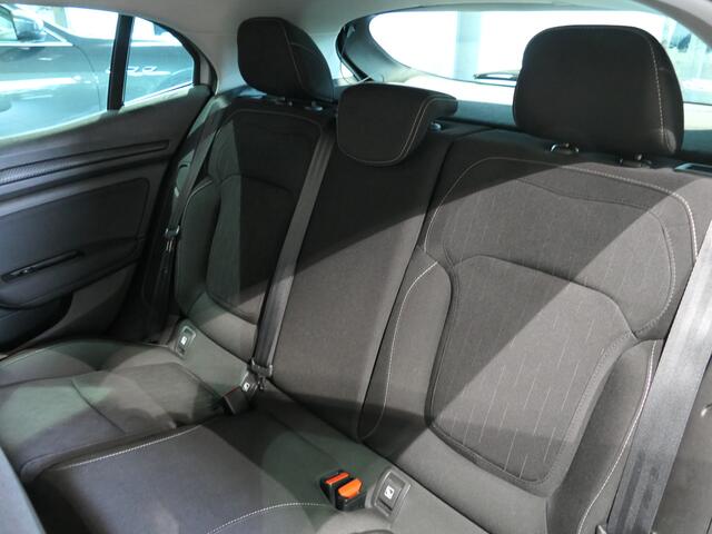 Renault MEGANE 1.3 TCe Limited Apple/Android Auto, All Season, Sensoren achter, Clima, Cruise