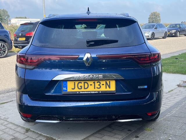 Renault MEGANE Estate 1.6 E-Tech Plug-In Hybrid 160 Intens / Automaat / Apple Carplay - Android Auto / Keyless / Climate / Keyless / Lane assist / 16'' LMV /