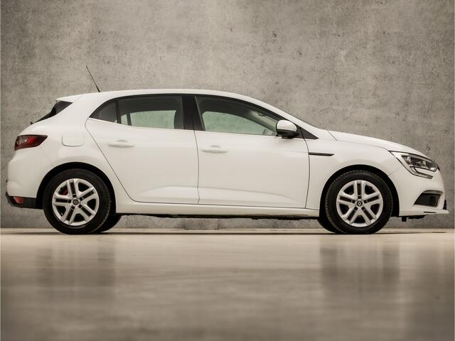 Renault MEGANE 1.2 TCe Zen Sport (VIRTUAL COCKPIT, NAVIGATIE, CLIMATE, PARKEERSENSOREN, SPORTSTOELEN, CRUISE, ELEK PAKKET, NIEUWE APK, NIEUWSTAAT)