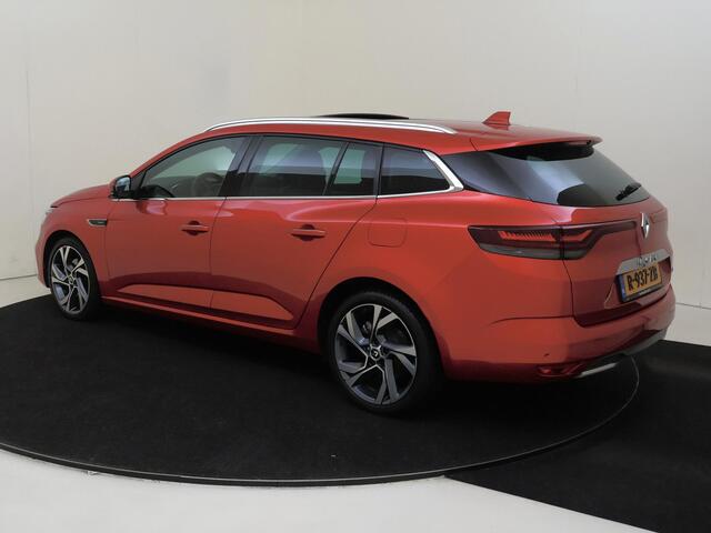 Renault MEGANE Estate 1.6 E-Tech Plug-In Hybrid 160 R.S. Line