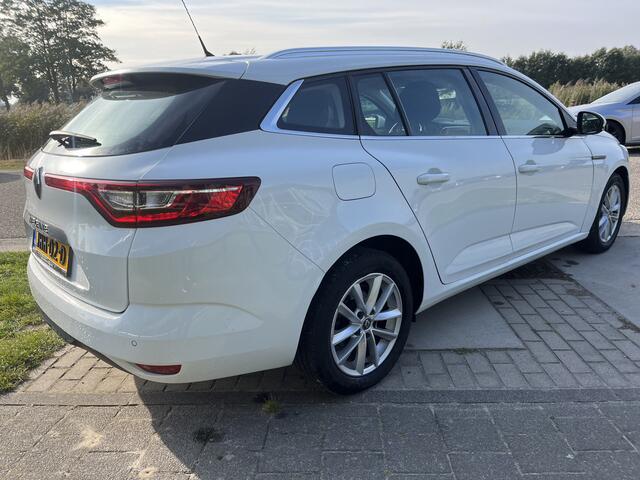 Renault MEGANE 1.5 Blue dCi Intens / Apple Carplay - Android Auto / Camera / Climate /