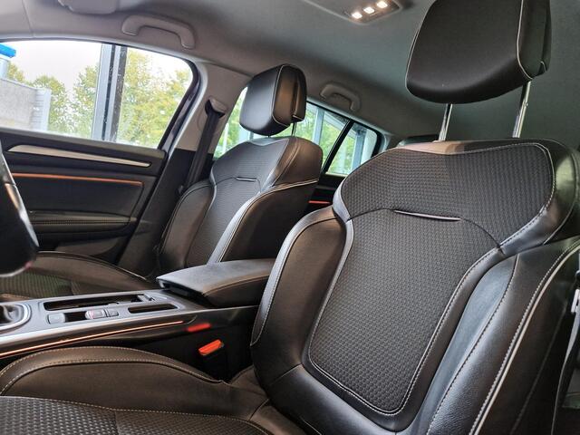 Renault MEGANE Estate 1.3 TCe Bose NAVIGATIE | ADAPTIVE CRUISE CONTROL | ACHTERUITRIJCAMERA | PARKEERSENSOREN VOOR-/ACHTER