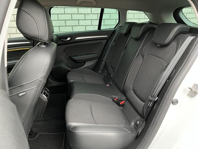 Renault MEGANE Estate 1.3 TCe 140 Techno | Stoel + stuurverwarming | Achteruitrijcamera | Apple CarPlay / Android Auto |
