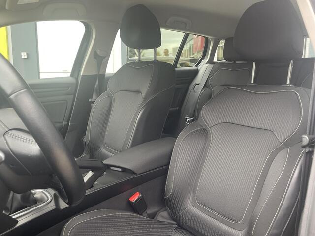 Renault MEGANE Estate 1.3 TCe Limited | Navigatie | Climate control |