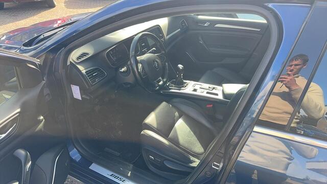 Renault MEGANE Estate 1.3 TCe Bose 140pk Adaptieve Cruise | Lederen Bekleding | Elektrische Stoelen | Navigatie | Climate control