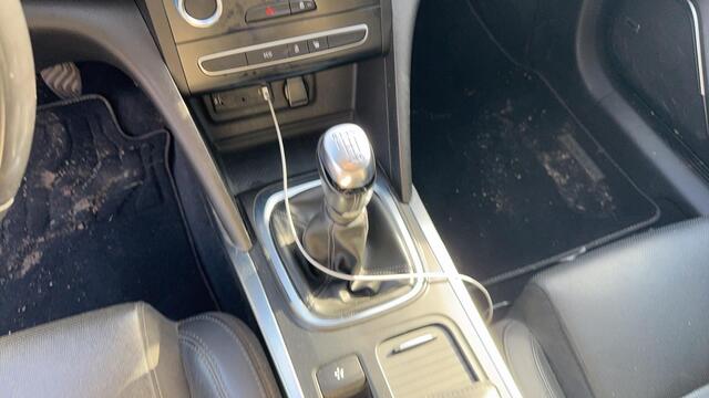 Renault MEGANE Estate 1.3 TCe Bose 140pk Adaptieve Cruise | Lederen Bekleding | Elektrische Stoelen | Navigatie | Climate control