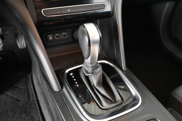 Renault MEGANE Estate 1.6 E-Tech Plug-In Hybrid 160 Business Zen Automaat Climate Cruise control PDC Inruil Mogelijk!