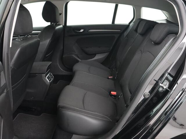 Renault MEGANE 1.3 TCe Business Zen | Trekhaak | Camera | Keyless | Carplay | Navigatie | Full LED | Climate control | Parkeerhulp | Cruise control