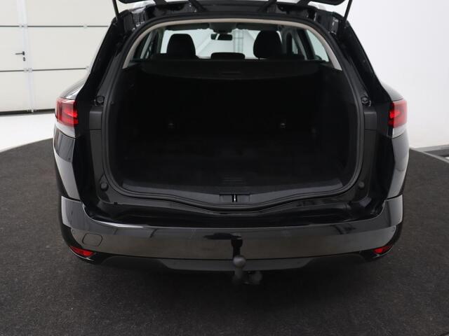 Renault MEGANE 1.3 TCe Business Zen | Trekhaak | Camera | Keyless | Carplay | Navigatie | Full LED | Climate control | Parkeerhulp | Cruise control