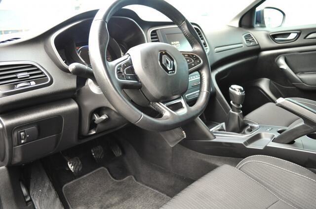 Renault MEGANE 1.3 TCe Limited trhaak navi