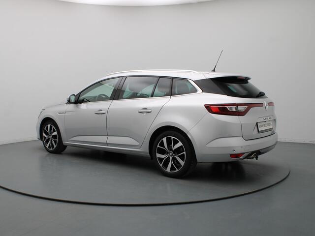 Renault MEGANE Estate 140pk TCe BOSE | Camera | Cruise | Navi | Parkeersens. v+a | Trekhaak