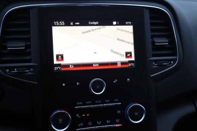 Renault MEGANE Estate 1.5 dCi Limited Navigatie, Trekhaak, Climate control, Cruise control, Lichtmetalen wielen