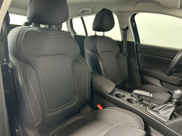Renault MEGANE Estate 1.5 Blue dCi GT-Line
