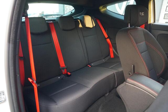 Renault MEGANE Coupé 2.0 Turbo Renault Sport 275 + PACK CHASSIS CUP / PREMIUM KLEUR / CAMERA