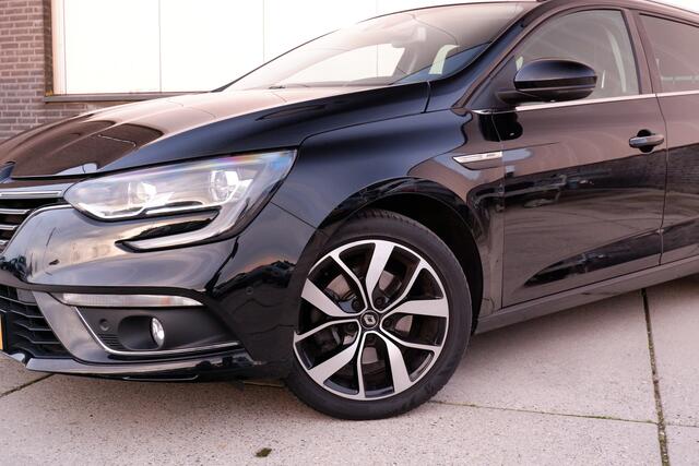 Renault MEGANE Estate 1.3 TCe Bose 163pk | Trekhaak | Camera | Carplay | Navi | Climate