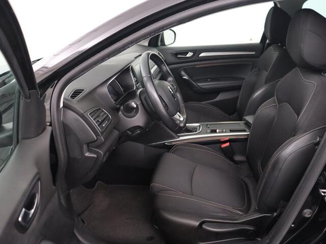 Renault MEGANE 1.3 TCe Limited | Automaat | Camera | Carplay | Navigatie | Keyless | Climate control | Bluetooth | 17'' | Cruise control