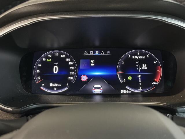Renault MEGANE Estate 1.3 TCe 140 Techno AUTOMAAT | TREKHAAK | NAVIGATIE | PARKEERSENSOREN RONDOM | ACHTERUITRIJCAMERA | APPLE CARPLAY/ANDROID AUTO