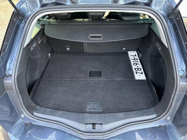 Renault MEGANE Estate 1.3 TCe 140 Techno | Trekhaak | Aanhangwagen geremd 1700kg |