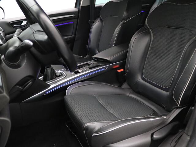 Renault MEGANE Estate 115pk TCe BOSE Camera | Cruise | Navi | Parkeersens. v+a | Stoelverw.