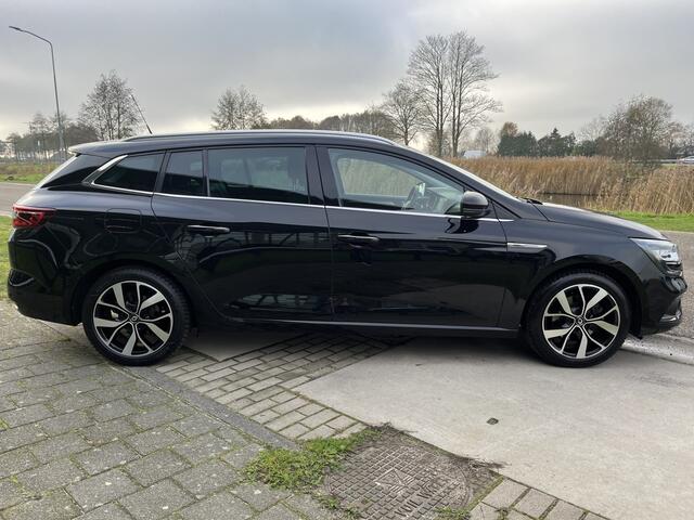 Renault MEGANE Estate 1.3 TCe 160PK Bose / 1e eigenaar / Automaat / Wegklapbare trekhaak / Head-up display / Camera /