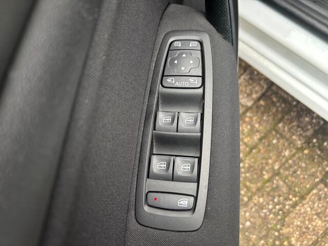 Renault MEGANE 1.2 TCE ZEN