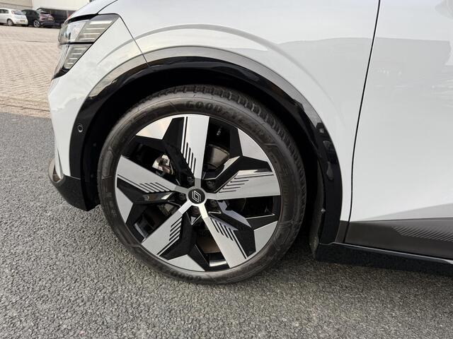 Renault MEGANE E-Tech EV60 Optimum Charge 218PK LederoACCoCamera