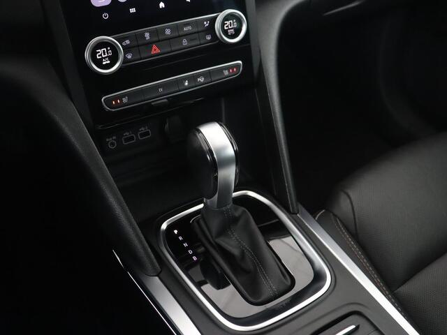 Renault MEGANE 1.6 E-Tech Plug-In Hybrid 160 Business Edition One | Leder | Stoelverwarming | Carplay | Camera | Stuurverwarming | Full LED | Navigatie | Climate control