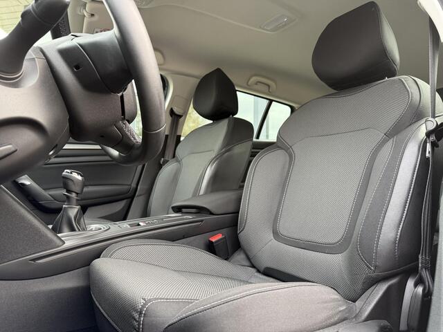 Renault MEGANE Estate 1.3 TCe 140 Equilibre | Navi | LED | Carplay |