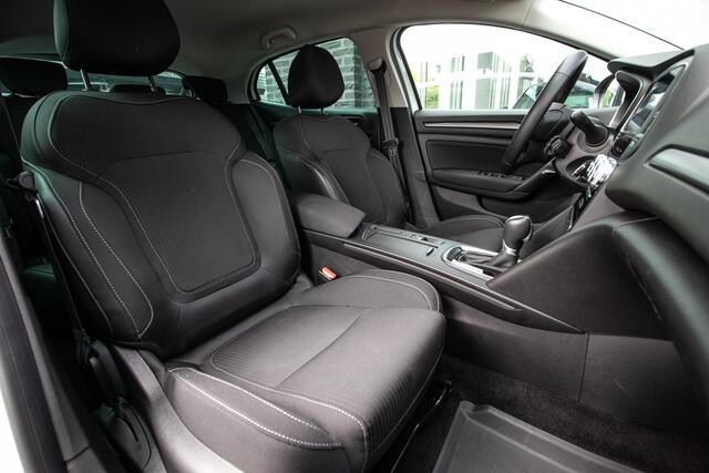 Renault MEGANE 1.6 E-Tech Plug-In Hybrid 160 Zen - All-in rijkrprs | Navi | Carplay | Cruise | Stoelverw.