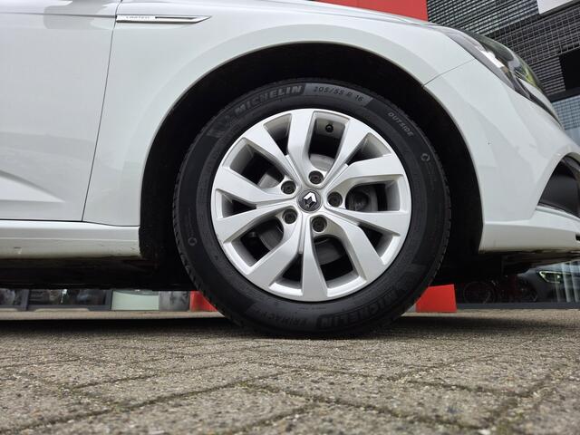 Renault MEGANE 1.3 TCe Limited