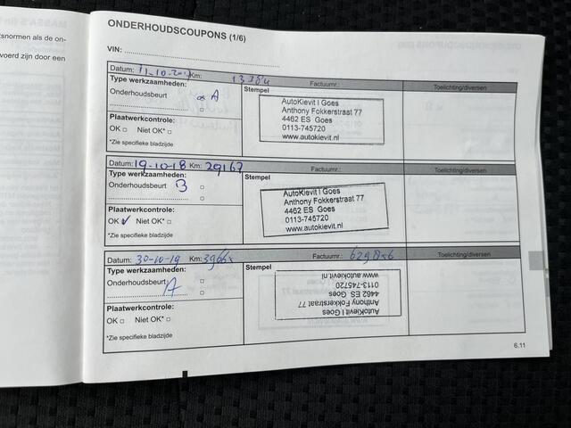 Renault MEGANE Estate 1.2 TCe Bose / Dealer onderhouden / Camera / Trekhaak /