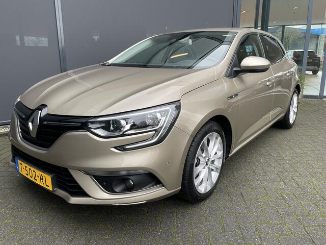 Renault MEGANE 1.5 dCi Bose Airco - Cruise control - Parkeersensoren voor en achter - Navigatiesysteem - Keyless entry - Mistlampen voor - Bluetooth - Rijstrooksensor - Stuurmultifunctioneel - Elektrische ramen voor en - Zeer weinig kilometers