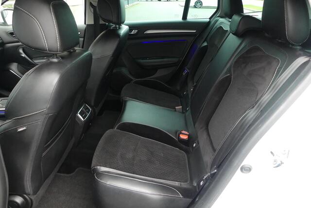 Renault MEGANE Estate 1.2 TCe Zen TREKHAAK (1.700KG), CRUISE, CLIMA, NAVI, CAMERA, PDC V&A, 157.503KM