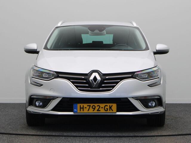 Renault MEGANE Estate 140pk TCe Bose | Trekhaak | Parkeersensoren rondom | Achteruitrijcamera | Stoelverwarming | Head-up display | Dodehoek Detectie |