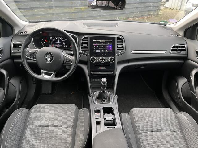 Renault MEGANE Estate 1.3 TCe 140 Equilibre Trekhaak 17kg / Led / Cruise / Clima / Carplay
