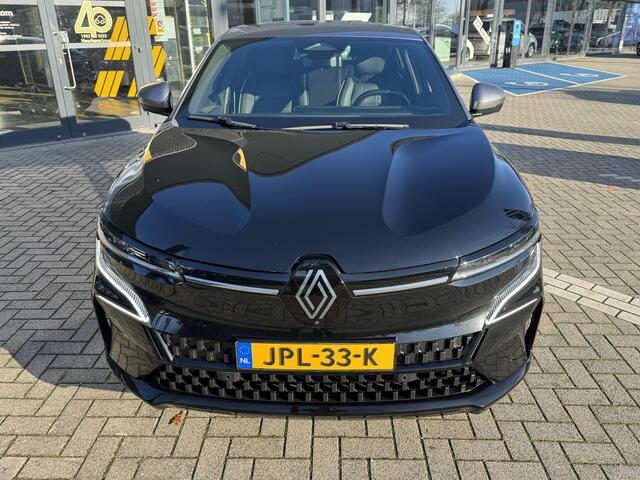 Renault MEGANE E-Tech EV60 Optimum Charge Iconic | Pack Augmented Vision & Advanced Driving Assist |