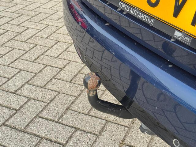 Renault MEGANE Estate 1.3 TCe 160 Business Edition One NL-AUTO | VOL LEDER | STOELVERWARMING