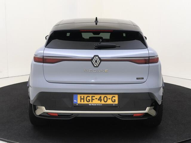 Renault MEGANE E-Tech comfort range iconic 60 kWh Navigatie | Stuurverwarming | Stoelverwarming | Camera | Apple Carplay | Android Auto | Pack Augmented Vision & Advanced Driving Assist