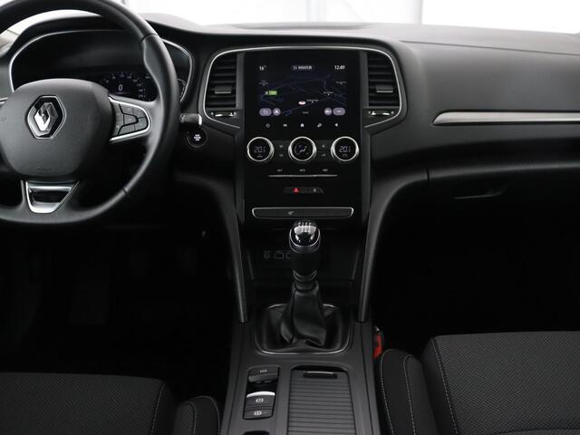 Renault MEGANE 1.3 TCe140 Equilibre | Navigatie | Carplay | Keyless | Full LED | Digital Cockpit | Climate control | Parkeerhulp | Cruise control