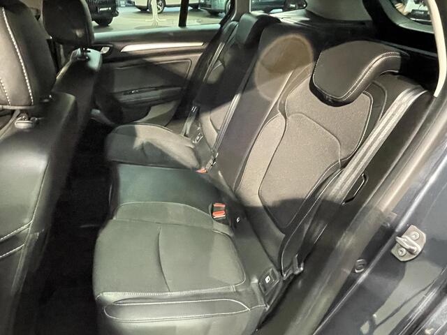 Renault MEGANE Estate 1.3 TCe 140 Techno Automaat | Navigatie | Climate controle | Camera