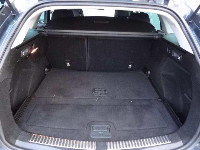 Renault MEGANE Estate 1.2 TCe Bose | PANO | CAMERA | TREKHAAK