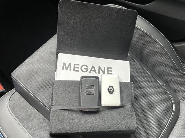 Renault MEGANE Estate 1.3 TCe 140 Techno