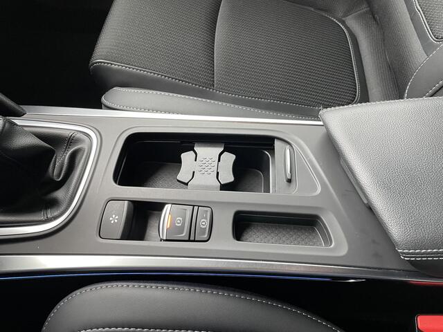 Renault MEGANE Estate 1.3 TCe 140 Techno