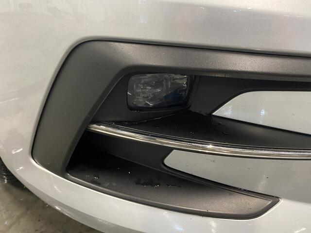 Renault MEGANE Estate 1.3 TCe 140 Equilibre Trekhaak, Cruise Control & App-Connect